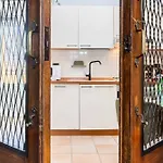 Apartamento Casa Mameli In The Heart Of Parma
